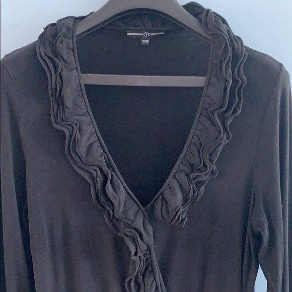 Elegant crossover neck black top - Picture 3 of 3